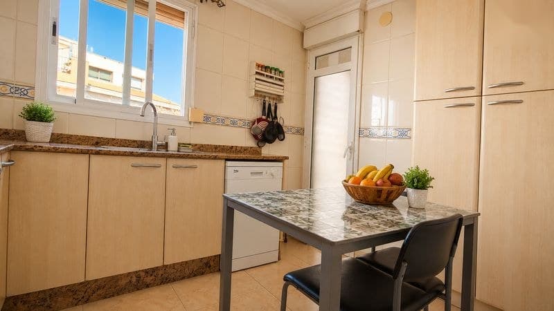 Piso en Valencia (1/5)