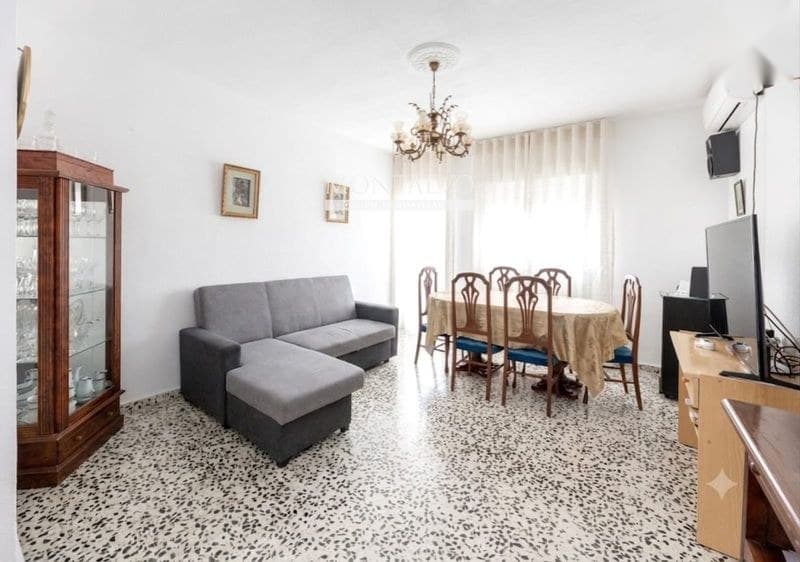 Piso en Granada (1/5)