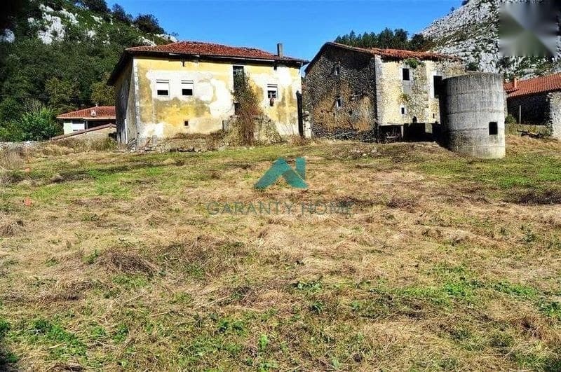 Casa/Chalet en Cantabria (1/5)