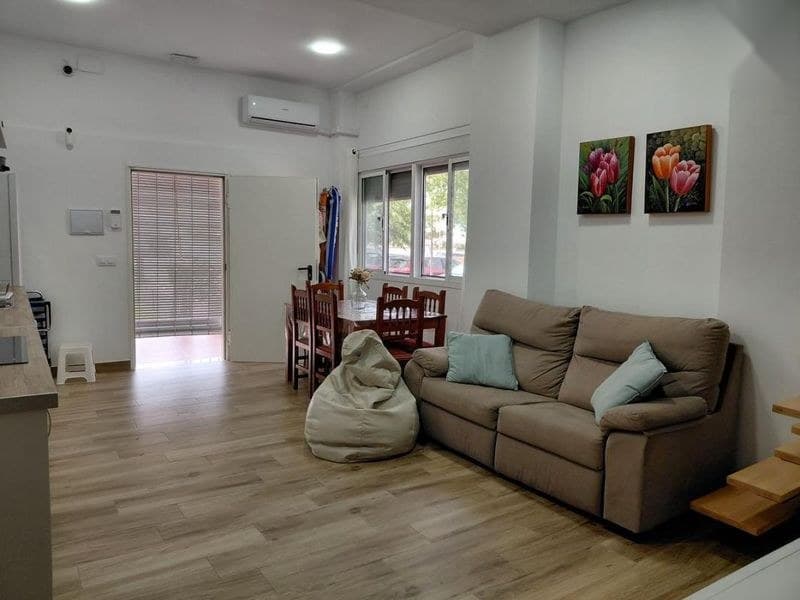 Piso en Huelva (1/5)