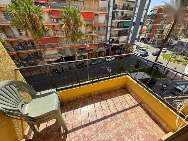 Piso en Valencia (1/5)