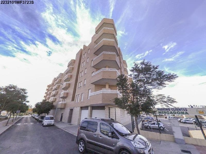 Piso en Almería (1/1)