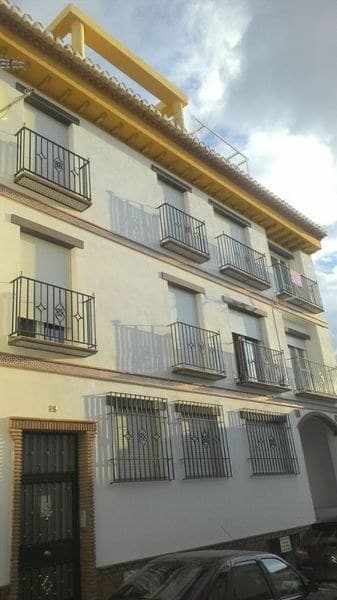 Piso en Granada (1/1)