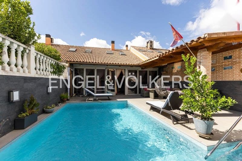 Casa/Chalet en Madrid (1/5)