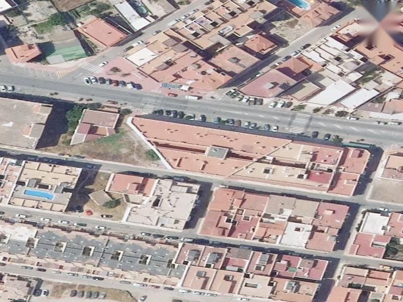 Piso en Almería (1/3)