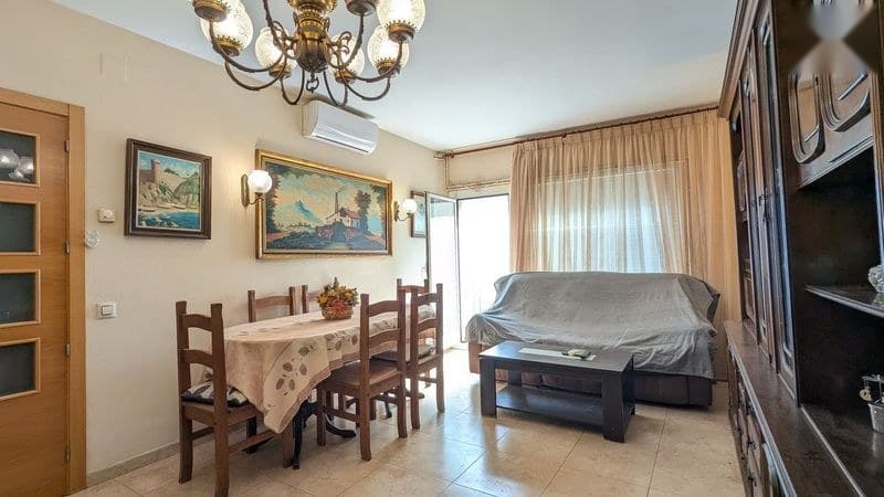 Piso en Girona (1/5)