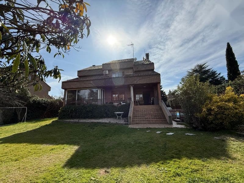 Casa/Chalet en Madrid (1/5)