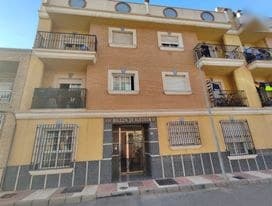 Piso en Almería (1/2)