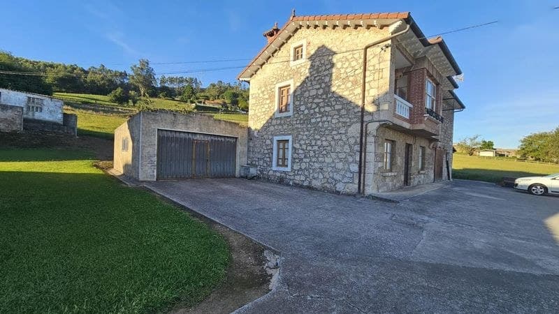 Casa/Chalet en Cantabria (1/5)