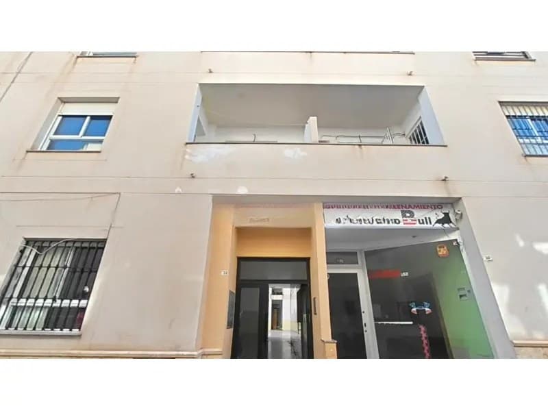 Piso en Almería (1/5)