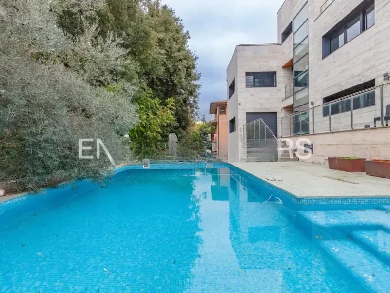 Casa/Chalet en Barcelona (1/5)