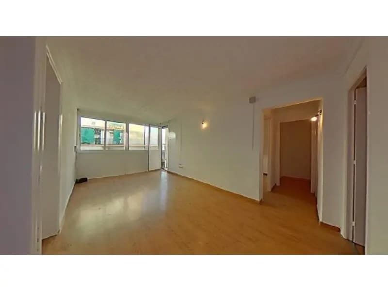 Piso en Barcelona (1/5)