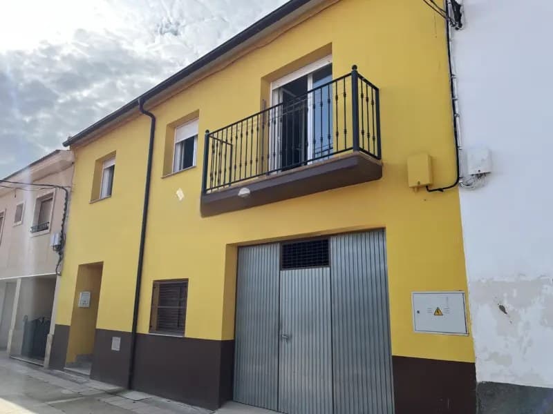 Casa/Chalet en Teruel (1/1)