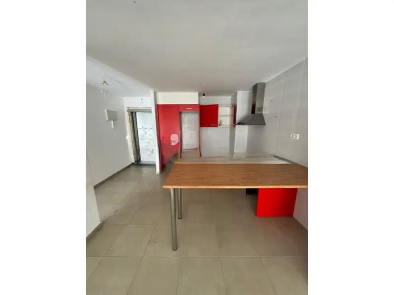 Piso en Almería (1/5)