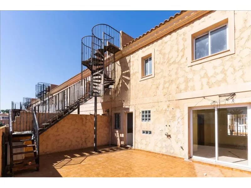 Piso en Almería (1/5)