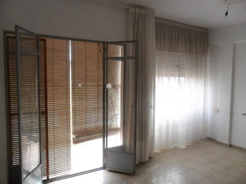 Piso en Valencia (1/5)