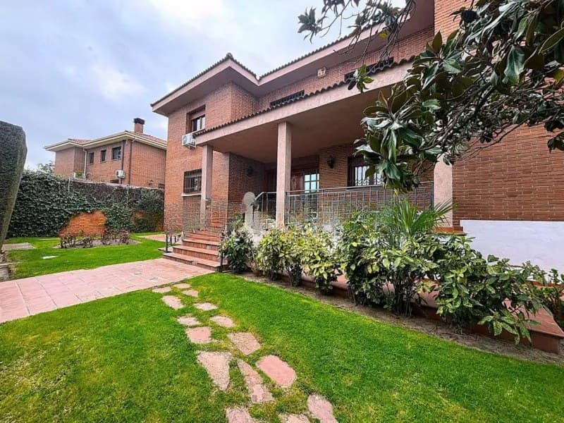 Casa/Chalet en Madrid (1/5)