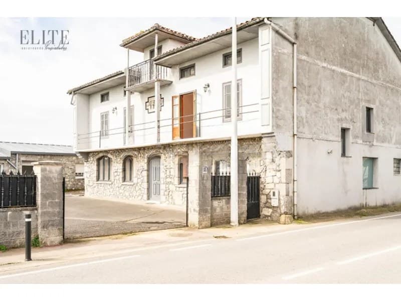 Casa/Chalet en Cantabria (1/5)
