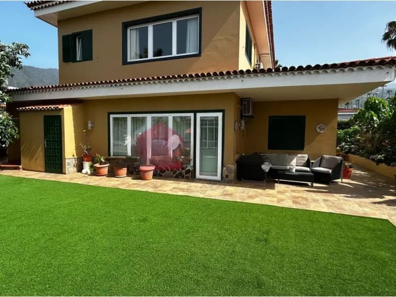 Casa/Chalet en Santa Cruz de Tenerife (1/5)