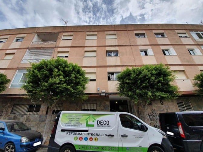 Piso en Almería (1/5)