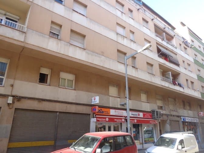 Piso en Girona (1/1)