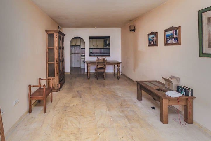Piso en Almería (1/5)