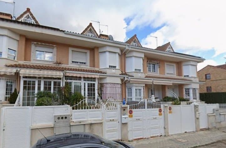 Casa/Chalet en Madrid (1/5)