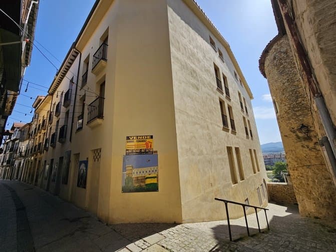 Piso en Burgos (1/5)