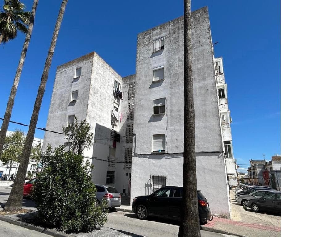 Piso en Cádiz (1/5)