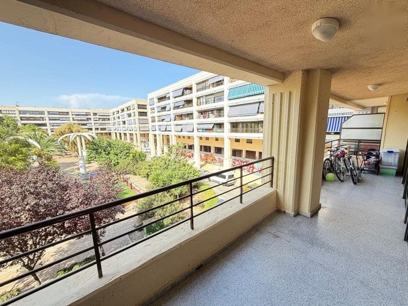 Piso en Alicante (1/5)