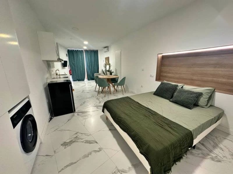 Piso en Barcelona (1/5)