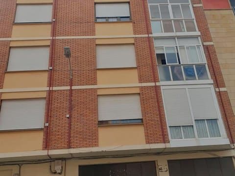 Piso en León (1/5)