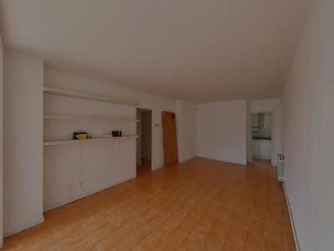 Piso en Girona (1/5)