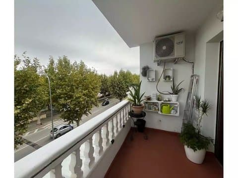 Piso en Girona (1/5)