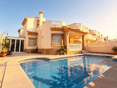 Casa/Chalet en Alicante (1/5)