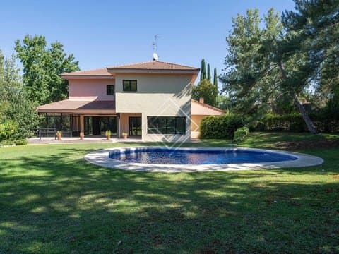 Casa/Chalet en Madrid (1/5)