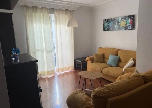 Piso en Huelva (1/5)