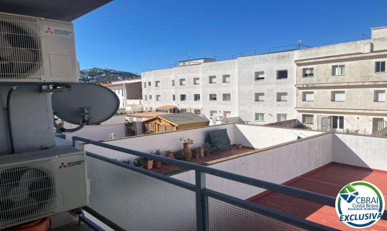 Piso en Girona (1/5)