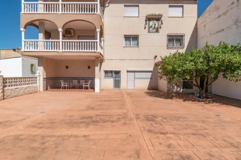 Casa/Chalet en Granada (1/5)