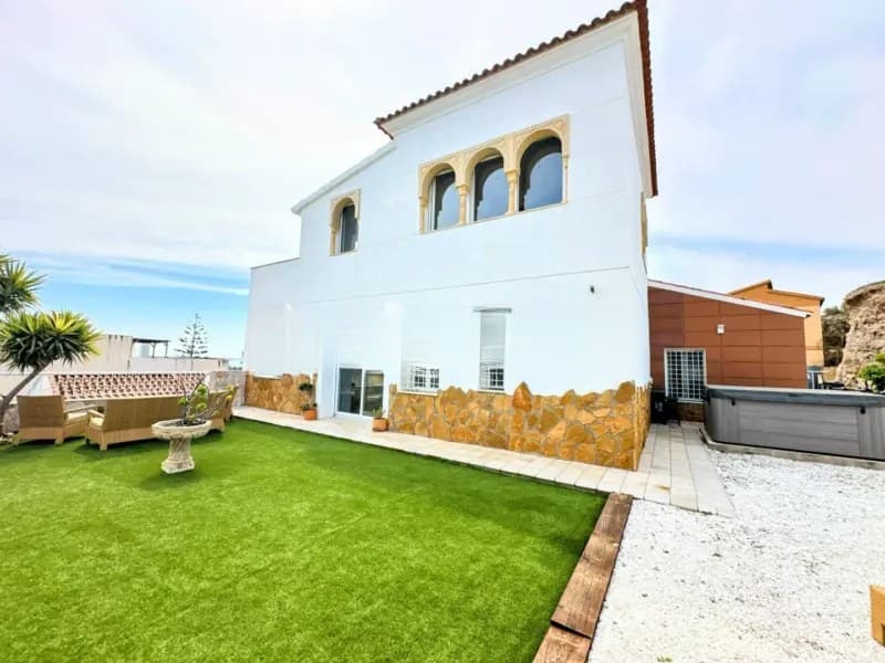Casa/Chalet en Almería (1/1)
