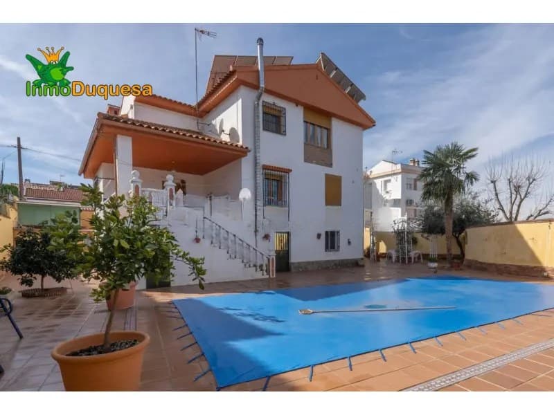 Casa/Chalet en Granada (1/5)