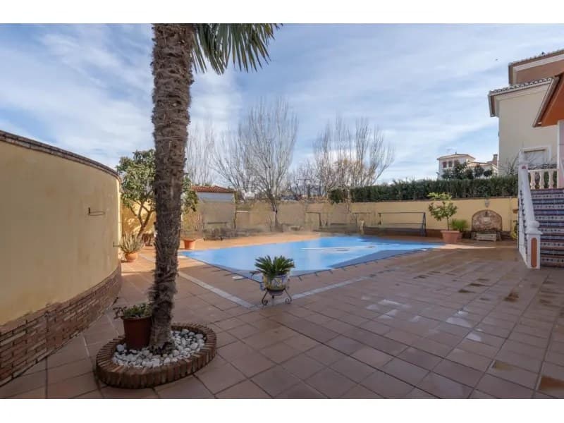 Casa/Chalet en Granada (1/5)