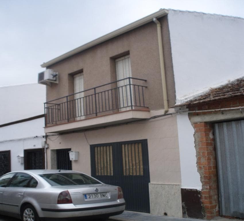 Casa/Chalet en Jaén (1/4)