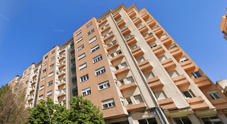 Piso en Girona (1/5)