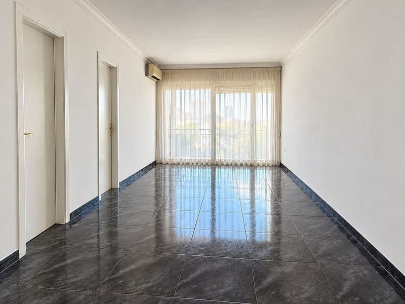 Piso en Barcelona (1/5)
