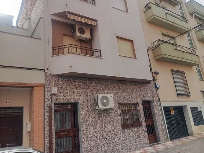 Piso en Jaén (1/5)