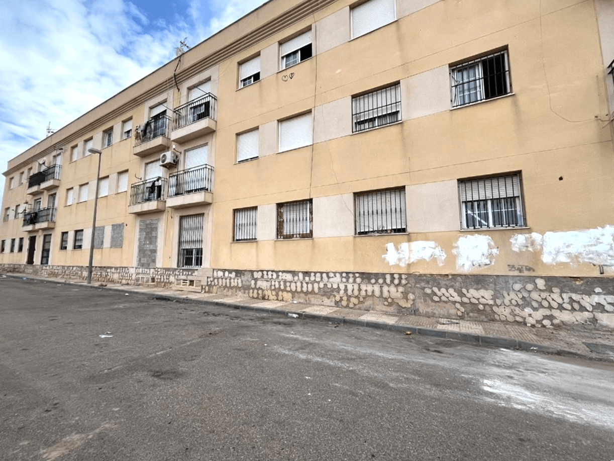 Piso en Almería (1/3)