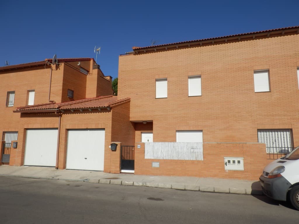 Casa/Chalet en Toledo (1/3)