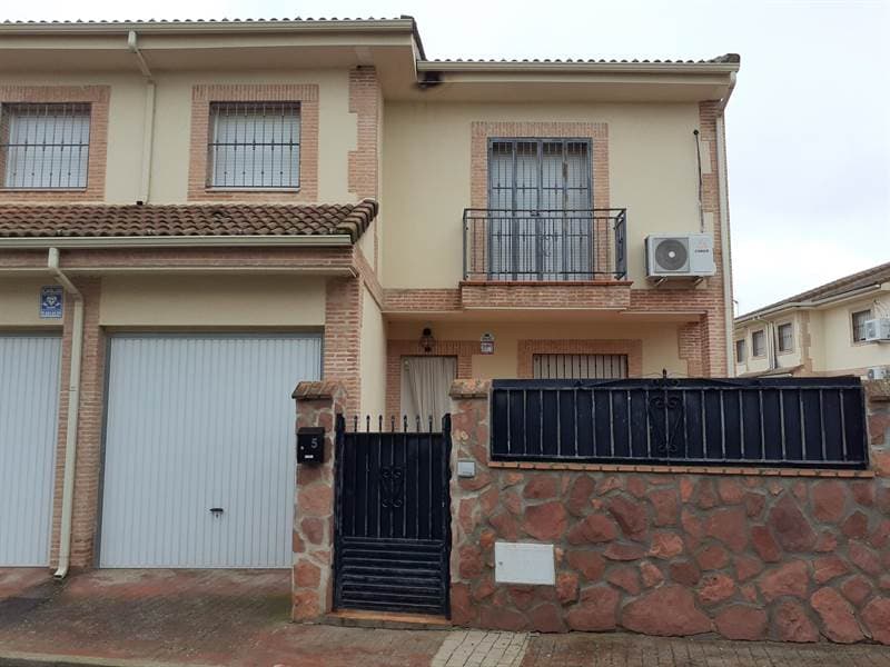 Casa/Chalet en Toledo (1/3)